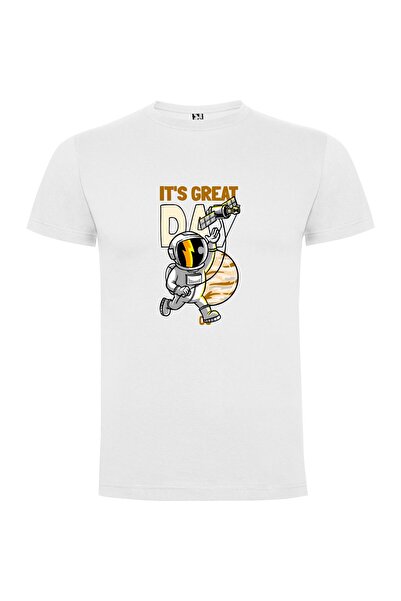 iLovePrints Playful Space Adventurer Tshirt