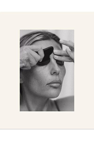 %100 Doğal Siyah Obsidyen Gua Sha Masaj Taşı | Yüz Şekillendirme, Anti-Aging Lifting Etkisi & Lenfatik Drenaj