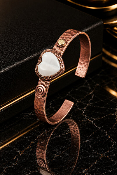 İyyaKee Women's White Stone Heart Figured Copper Bracelet Adjustable Stylish ...
