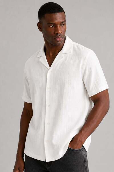BARRELS AND OIL Men's Short Sleeve Muslin Shirt - Ecru