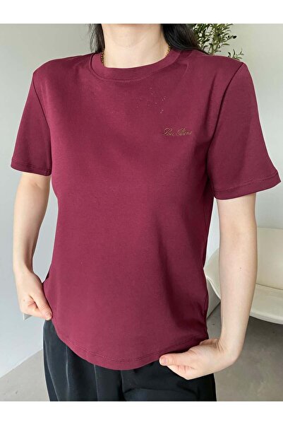 Bade Butik Burgundy Written Brand Model T-Shirt