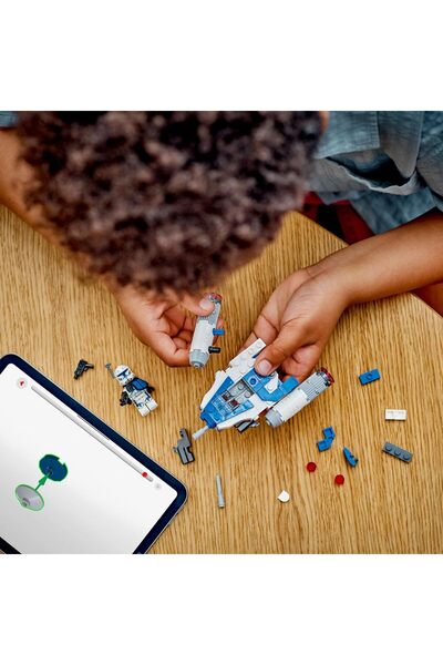 LEGO لعبة مركبة فضائية قابلة للتجميع من سلسلة حروب النجوم: ستار وورز كابتن ري...