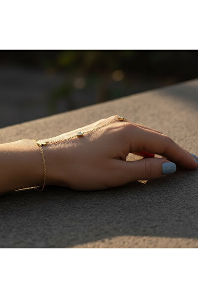Cesicey Steel Clover Shahmeran Bracelet with Heart Detail in Gold Color