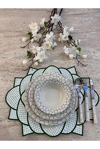 HARD RUBY Rose Embroidered American Service Set of 6 Supla