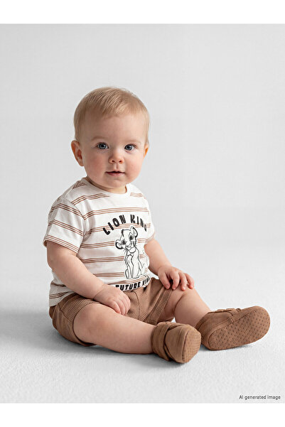 LC Waikiki Trendlucky with Difference Lion King Printed Baby Boy Set