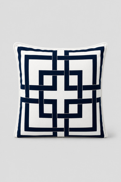 LUX VIE Geometric Maze Patterned Honeycomb Woven Throw Pillow Cover