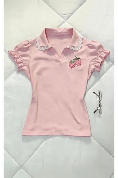 Köstebek Strawberry Lace Collar Detailed Y2K Short Sleeve Crop Blouse
