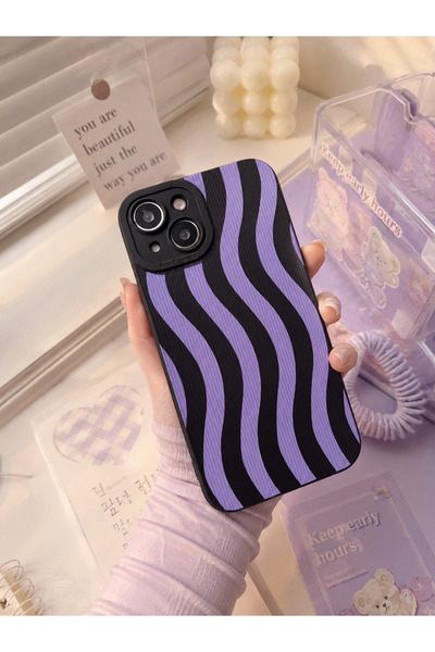 MİRAZ TASARIM IPHONE 13/14 UYUMLU MOR SİYAH DALGALI ÇİZGİLİ SİYAH KILIF