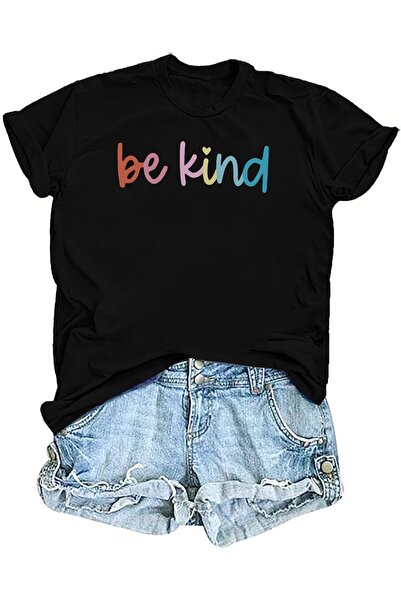 BASEPULSE تي شيرت نسائي مطبوع عليه رمز قلب Be Kind، برقبة دائرية، مناسب للملا...