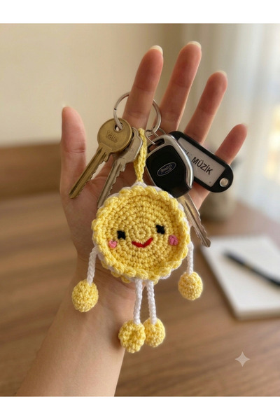 FLY LIFE Hand-Knitted Amigurumi Keychain / Bag Charm