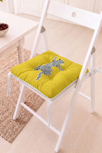 Home Sarı Arka Planda Zıt Desenli Siyah Leopar Figürlü Pofidik Sandalye Minde...