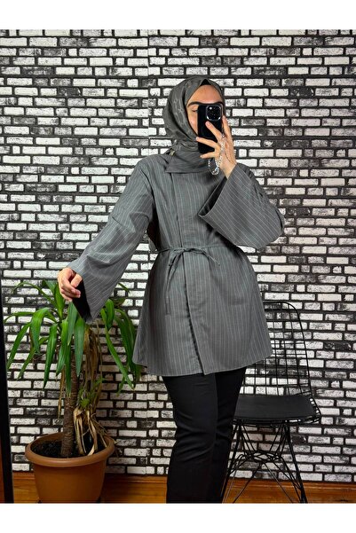 ZarülAAy fashıon Striped Dora Jacket with Tie-Up Detail, Standard Size