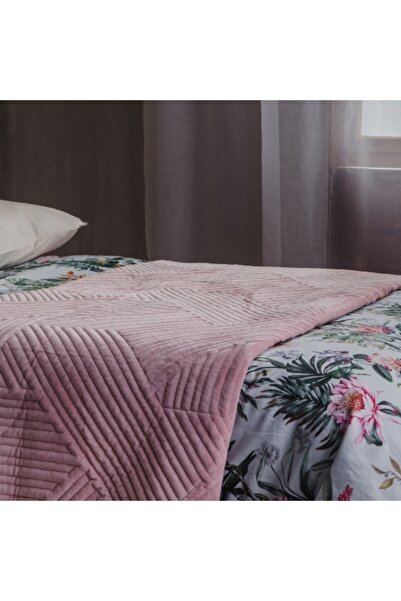 Minister Bedspread Pink 220 x 200 cm