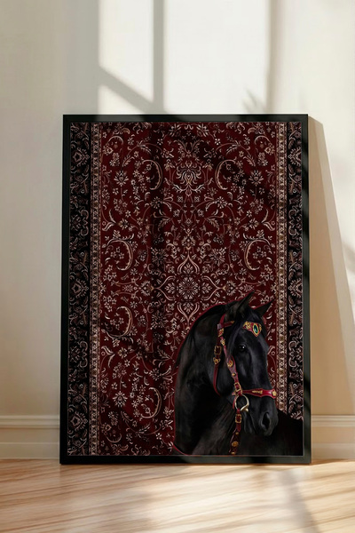Siyah At ve Kırmızı Halı Premium Siyah Çerçeveli Tablo - Lüks Duvar Dekoru
