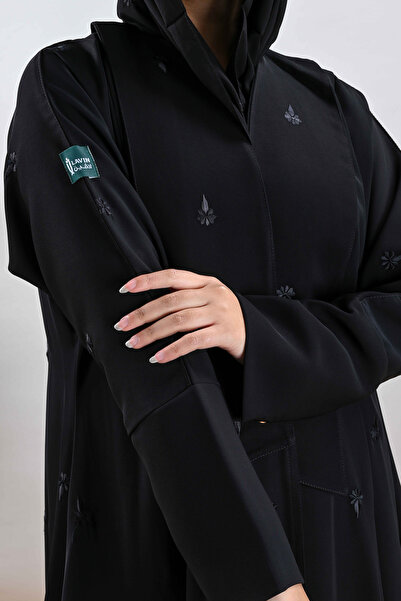 Lavin Black Scattered Embroidery Abaya