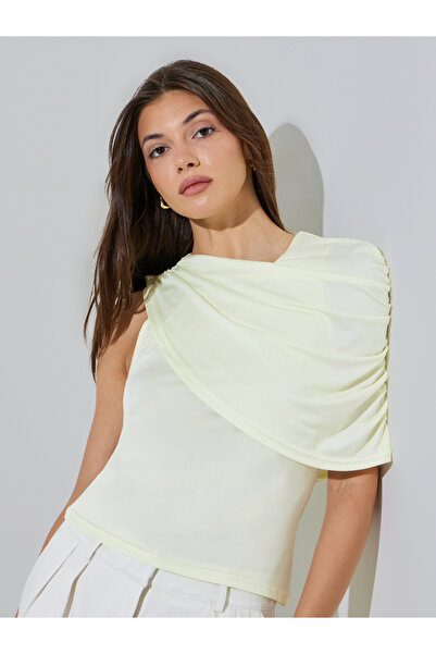 Styli Yellow One-Shoulder Ruched Knit Top