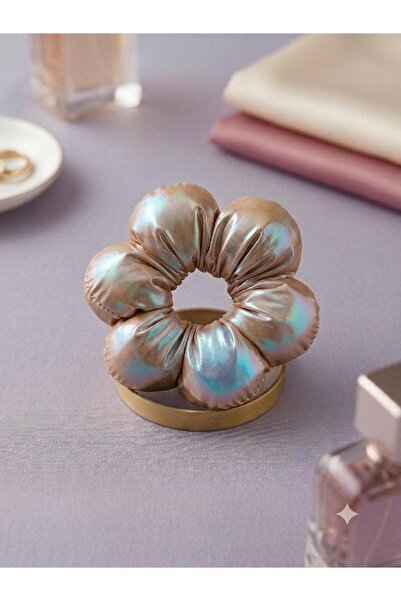 Ugly Duck Hologram Flower Rubber Clasp Beige