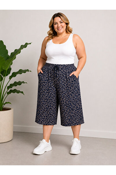 Trendline Women's Printed Plus Size Stretchy Fabric Pocket Capri Shorts