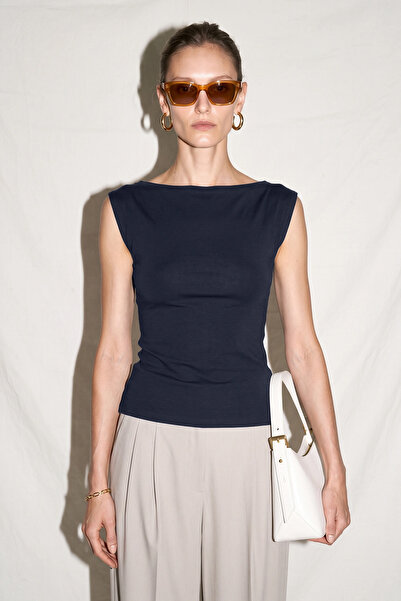 No Matter What Boat Neck Basic Blouse