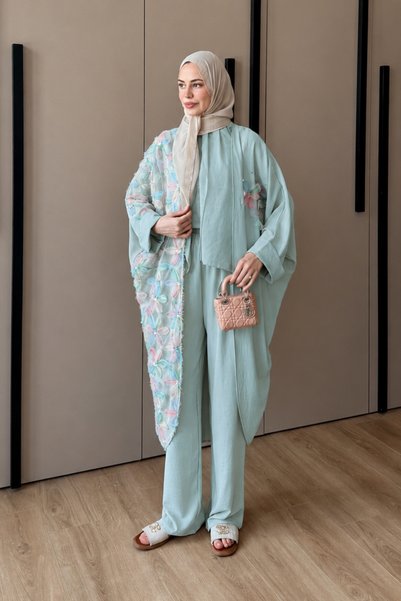 Moda Neval Women's Tulle Floral Embroidered Linen Bat Sleeve Suit