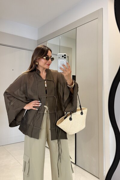 Gizem Ecemiş Polivian Brown Tencel Chinese Buttoned Shirt