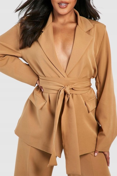 NO BRAND Blazer clasic neted bej închis, cu mâneci lungi și nasturi, Boohoo 48