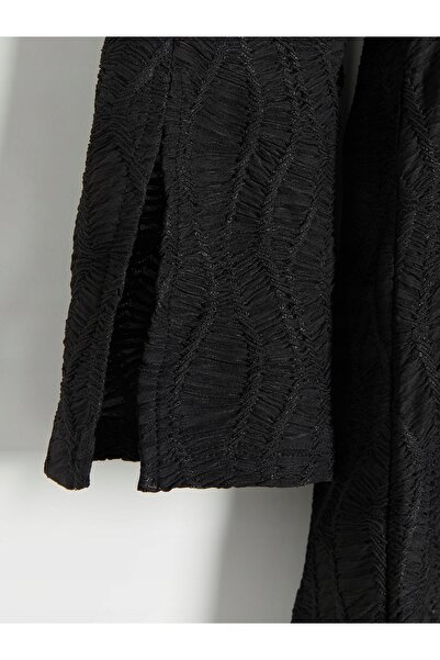 NO BRAND Rochie mini neagră texturată, cu mânecă lungă, trapezoidală, Reserved m