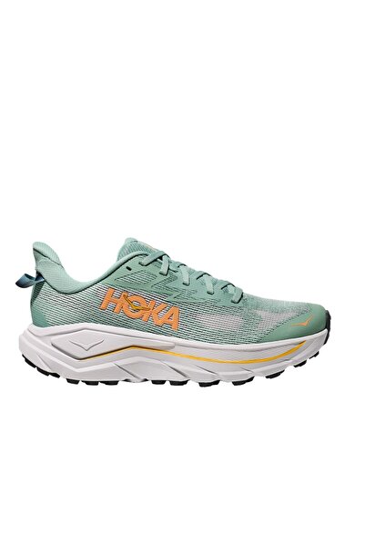 Hoka One One Challenger 8