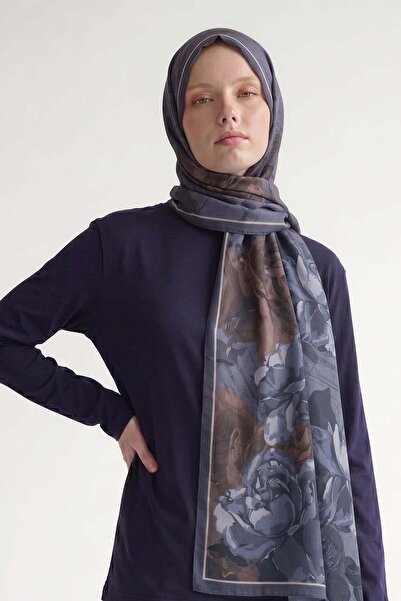 Levidor Indigo Rose Pattern Royal Shawl