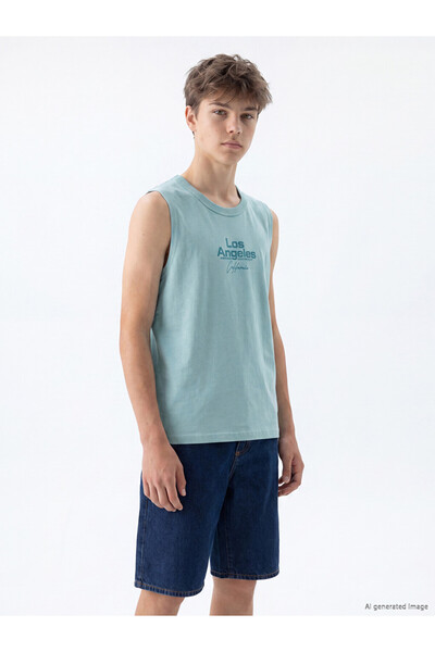 LC Waikiki Timeless Clothing & Timeless Choices Zero Roba Collar Los Angeles ...