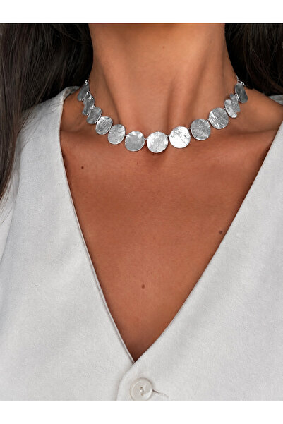 IM ATELIER Yuvarlak Plaka Detaylı Silver Choker Tarzı Kolye | Şık ve Modern K...