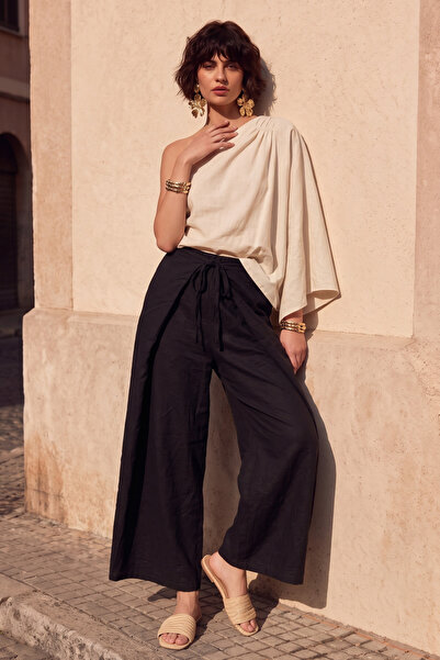 BARRELS AND OIL Women's Trousers with Tie Front Detail - Black