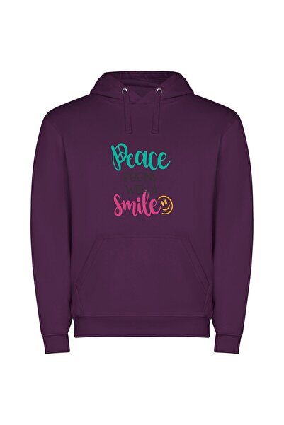 iLovePrints Serene Peaceful Smiling Grin Φούτερ με κουκούλα σε χρώμα Μωβ
