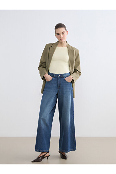 LC Waikiki بنطال جينز نسائي من Indigo Wideleg