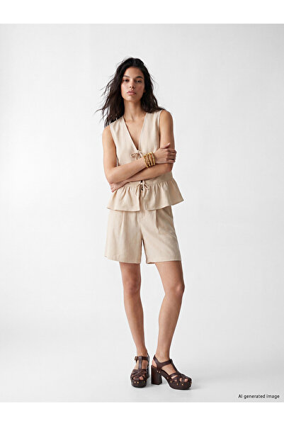 LC Waikiki Beige Linen Blend Pleated Women's Shorts