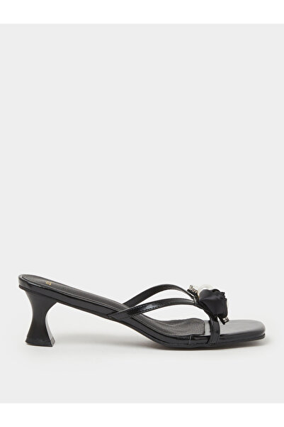 Styli Black Pearl-Embellished Kitten Heel Mules