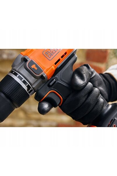Black&Decker MAȘINĂ DE GĂURIT/ȘURUBUIT REÎNCĂRCABILĂ 18V 2AH BCD383D2XK