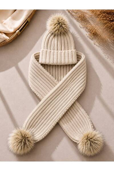 ues Beige Single Pompom Knitwear Scarf and Beanie Set