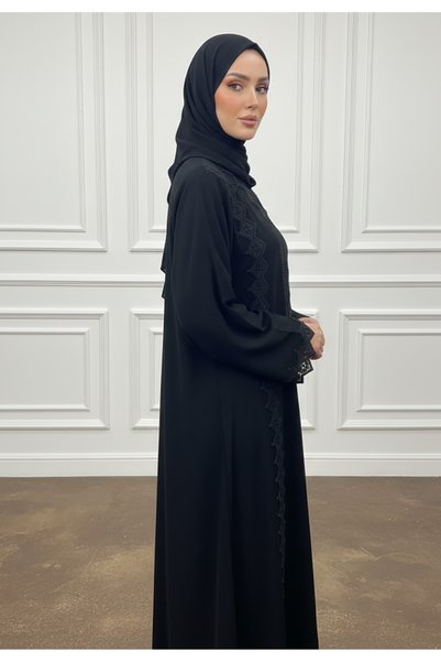 Nukhbaa Geometric Lace Abaya | Nida Fabric