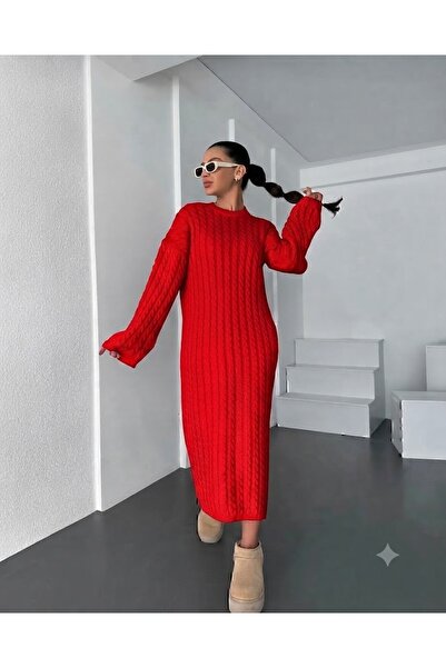 FLEX FASHION فستان تريكو طويل بياقة دائرية ومضفر من الأمام باللون الأحمر