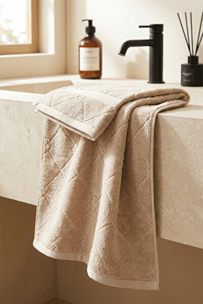 Menderes Home La Notte Flora King Velvet Hand Towel Light Beige 50X90 cm