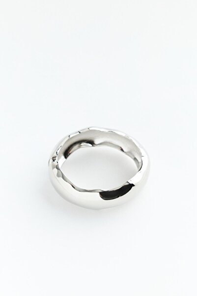 KADRİYE BAŞTÜRK Wavy Form Thick Clamp Silver