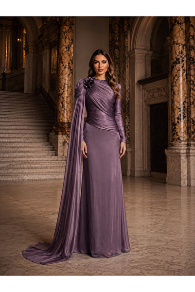 Hennin Floral Detailed Evening Dress