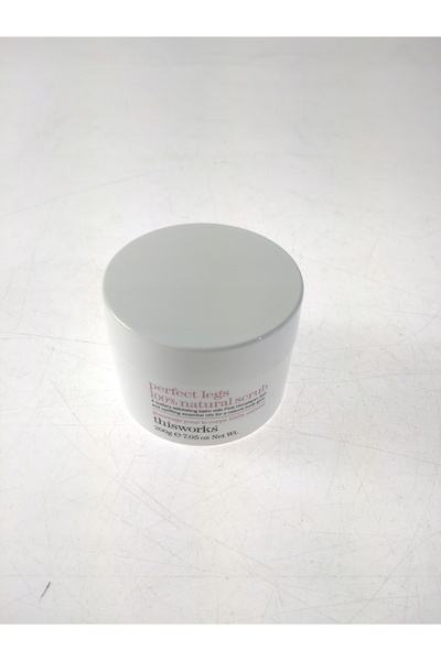 NO BRAND This Works Perfect Legs Scrub pentru corp 200g