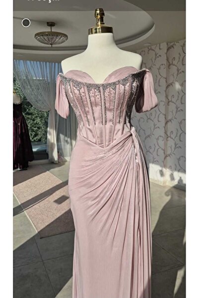 korse detaylı taşlı pembe abiye elbise