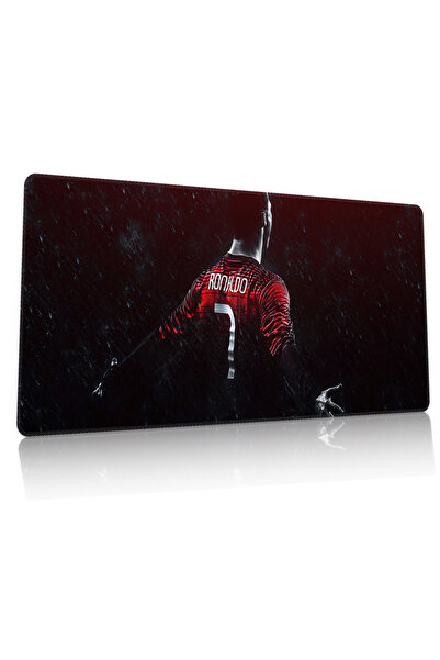 Duvarda Cristiano Ronaldo Gaming Oyuncu 90x40 cm Mousepad Dikişli Kaymaz Taba...