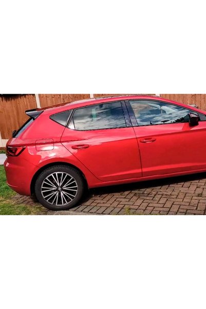 Seat Spoiler tuning sport pentru lunetă Leon 3, negru lucios