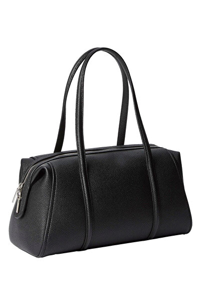 Calvin Klein Siyah Kadın Omuz Çantası EMBLEM HW PEBBLE DOCTOR SHOULDER