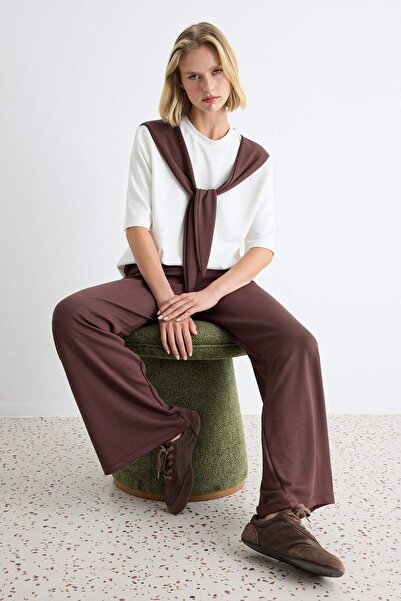Trendyol Collection Brown Regular Fit Standard Sleeve Shawl Detailed Soft Tou...