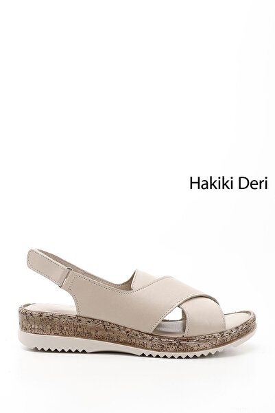 GÖNDERİ(R) Kadın Bej Antik Cırt Bantlı Dolgu Topuk Hakiki Deri Sandalet